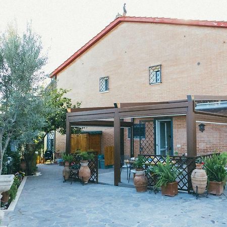 B&B Fontanelle Romane ภายนอก รูปภาพ