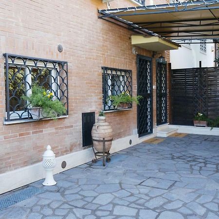 B&B Fontanelle Romane ภายนอก รูปภาพ