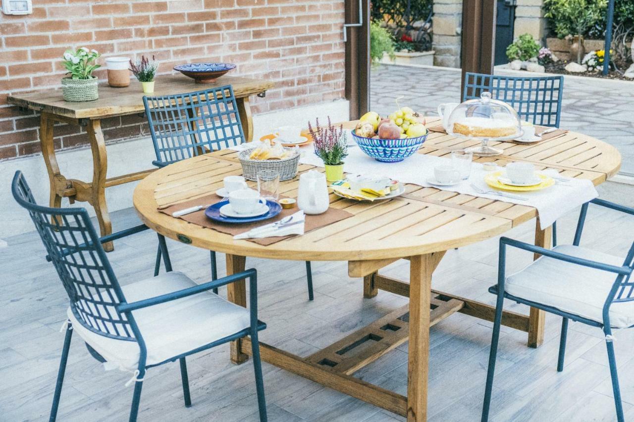 B&B Fontanelle Romane ภายนอก รูปภาพ