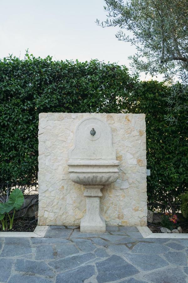 B&B Fontanelle Romane ภายนอก รูปภาพ